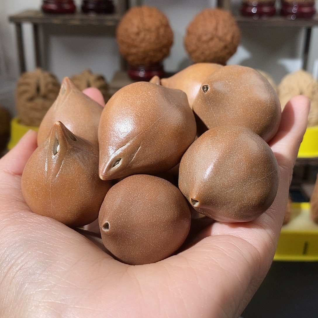 吊坠文玩核桃心**成橄榄核散瑕不退不换不接受中差评33