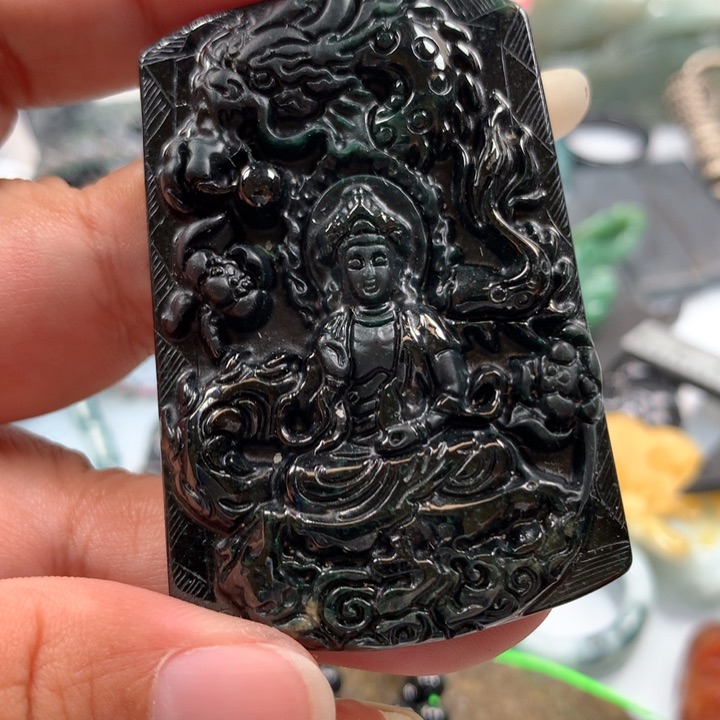 翡翠颈饰未镶嵌保真天然A货翡翠