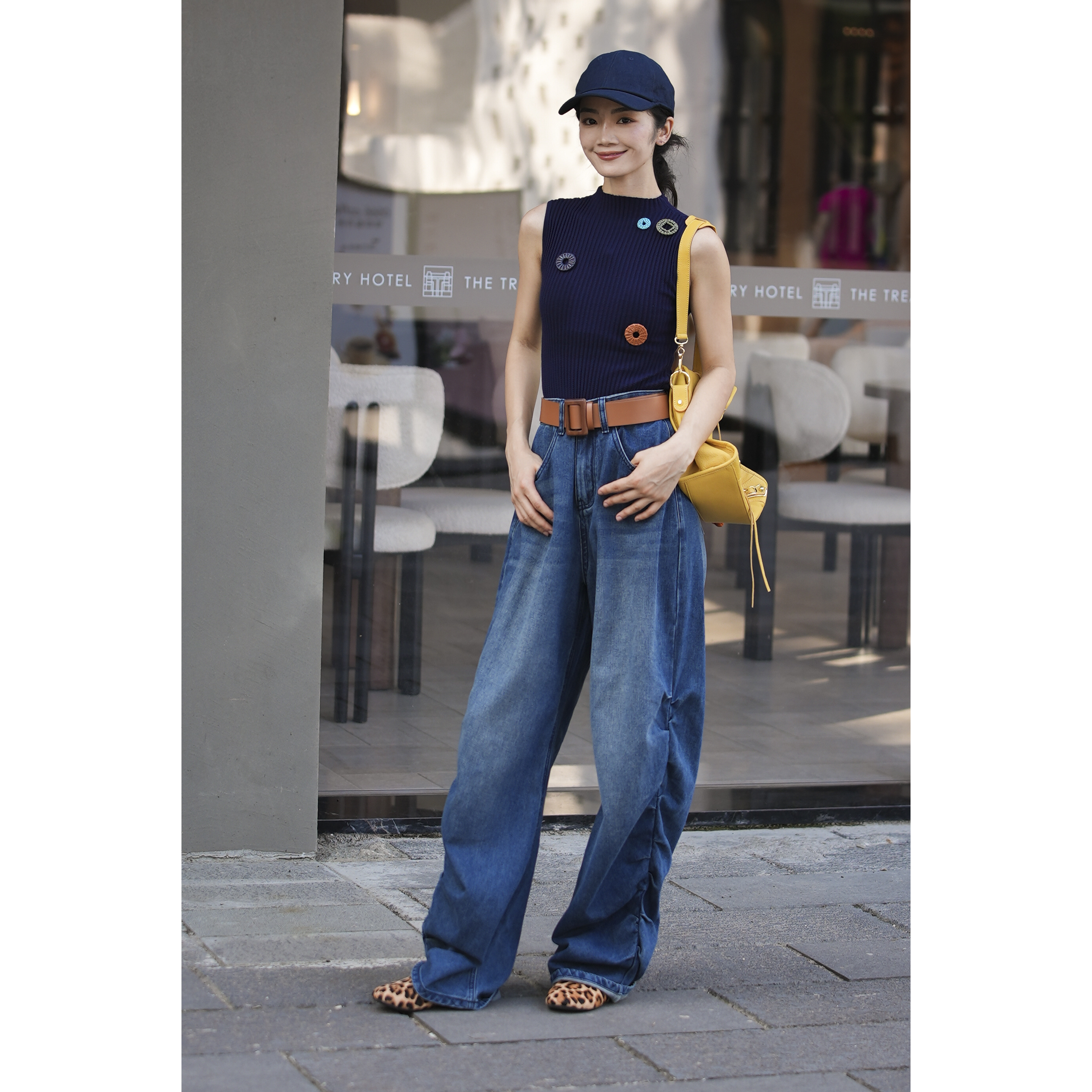 CHUN·「卢卡斯抽褶牛仔落地裤」气质时尚休闲日常百搭简约显瘦宽松