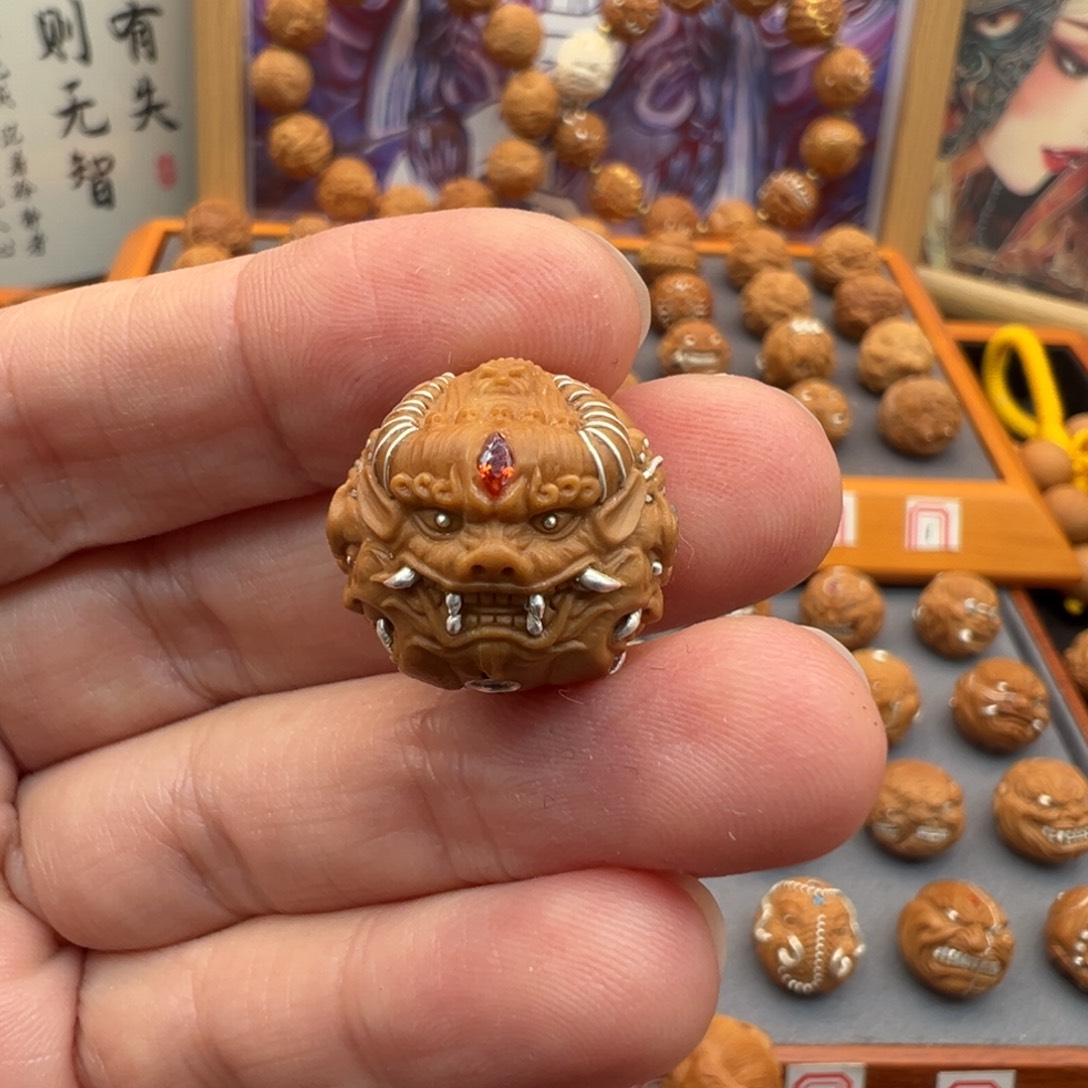 猴头核桃吊坠大威德