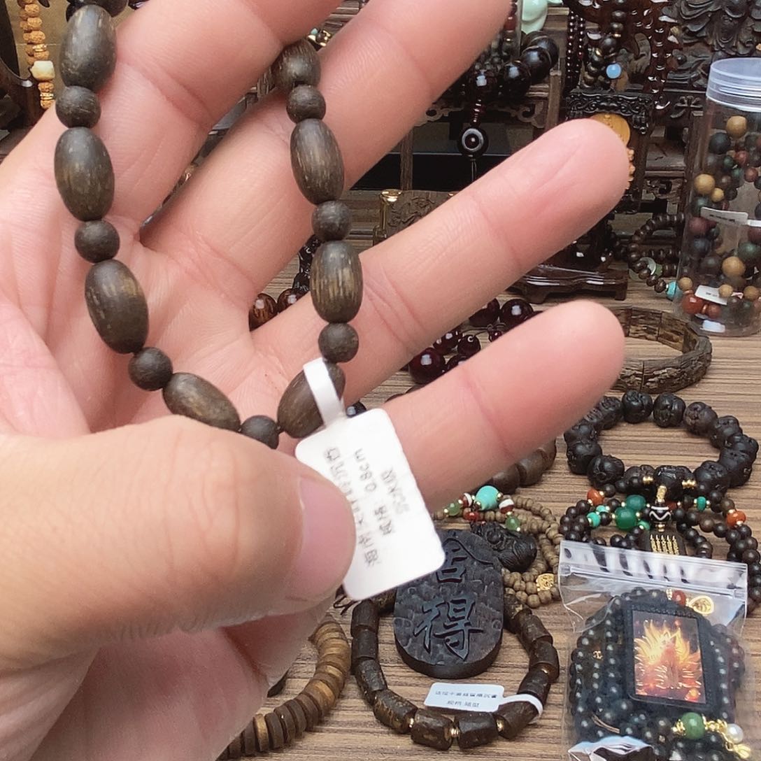 滴血莲花菩提手串