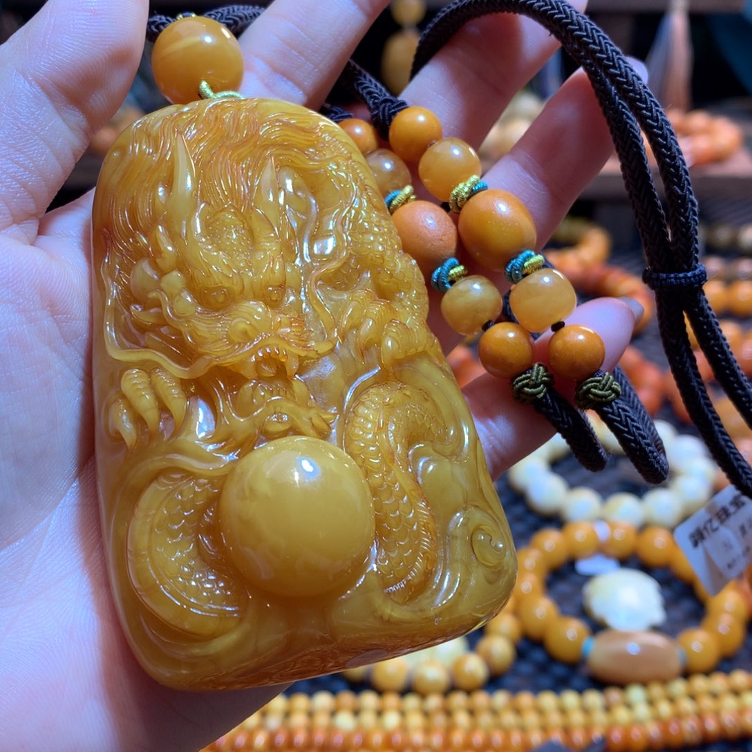 蜜蜡未镶嵌吊坠(赠链)