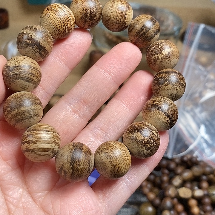沉香手串达拉干1.6沉香手串