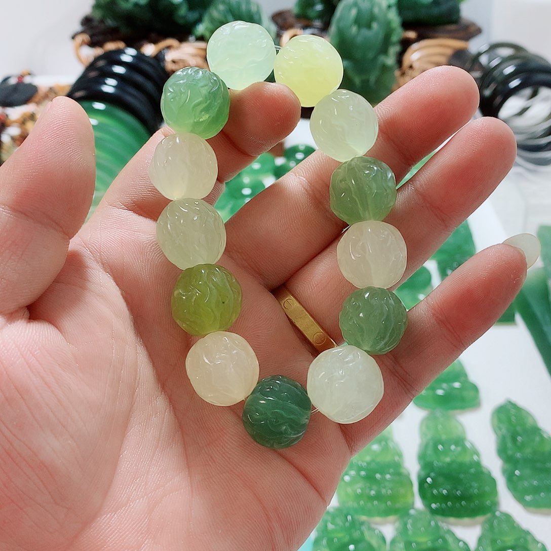 蛇纹石玉未镶嵌手串