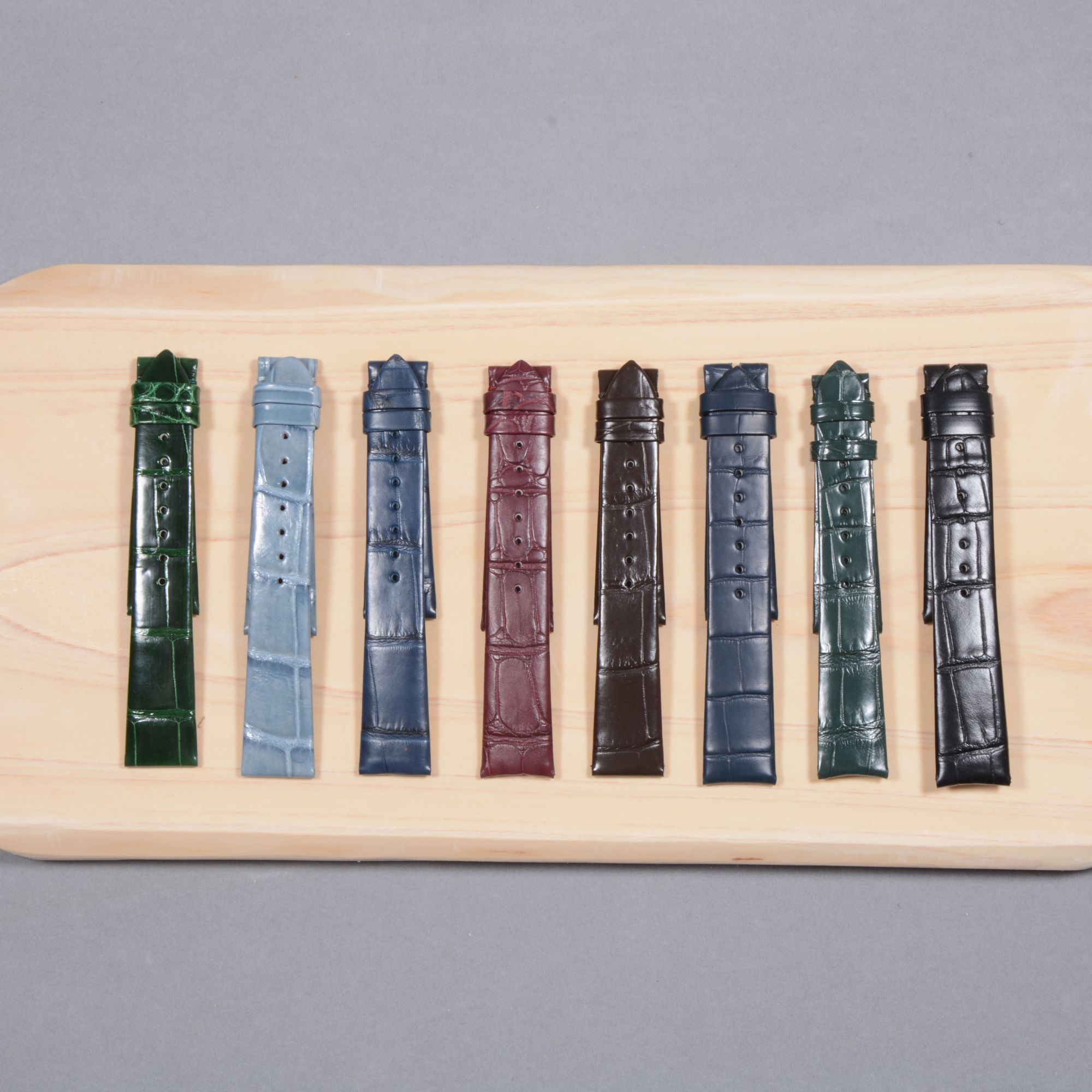 代用江诗丹顿传承传袭表带积家大师皮表带鳄鱼皮表带手工定制