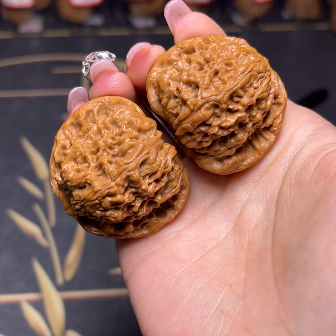 文玩核桃吊坠南疆石444.5