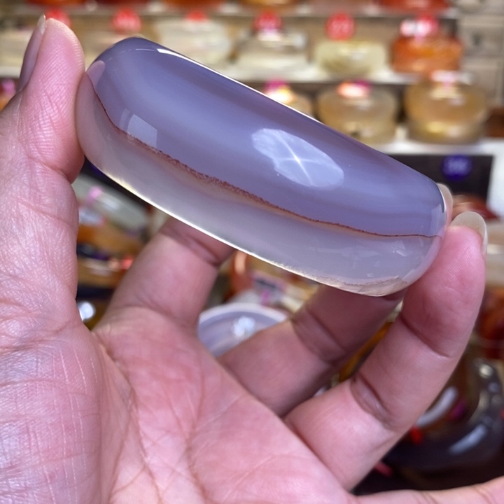 玛瑙/玉髓手镯未镶嵌七*、