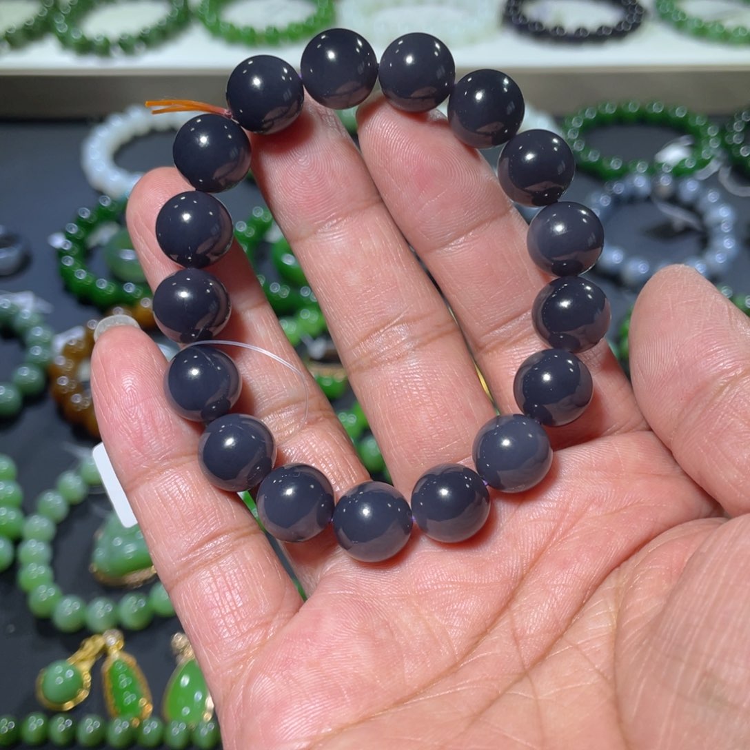 和田玉手链未镶嵌聚**塔