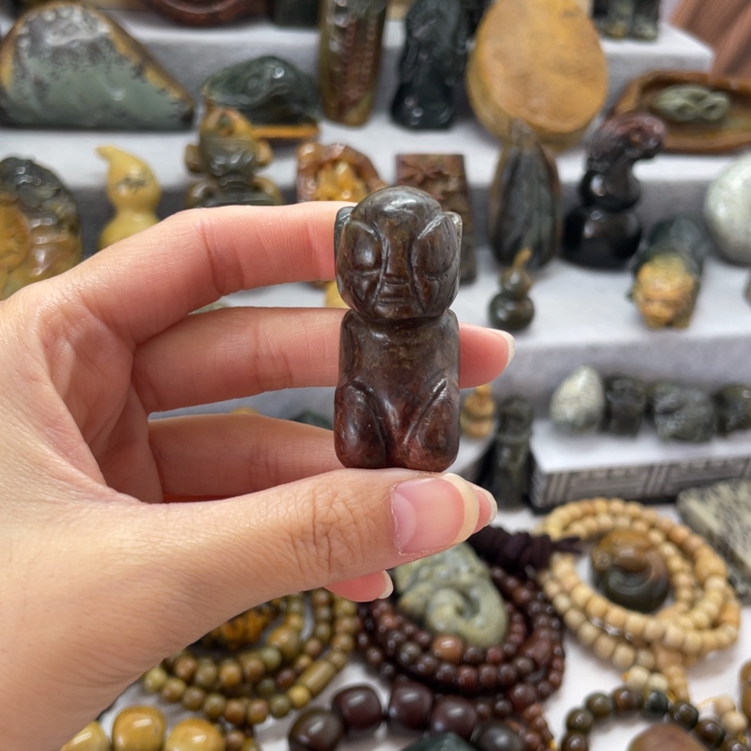 岫岩河磨玉（透闪石质玉）未镶嵌挂件