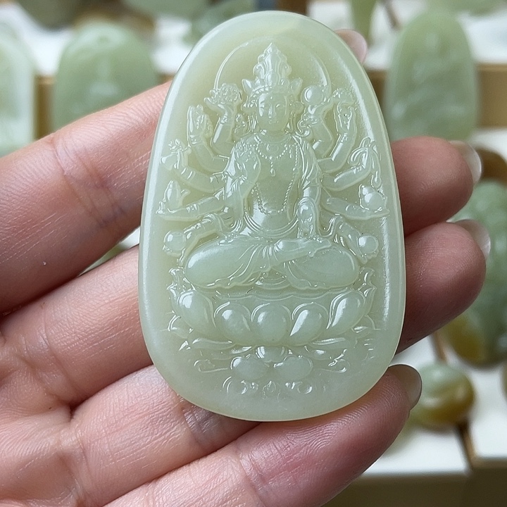 同***厨和田玉（糖玉）未镶嵌颈饰