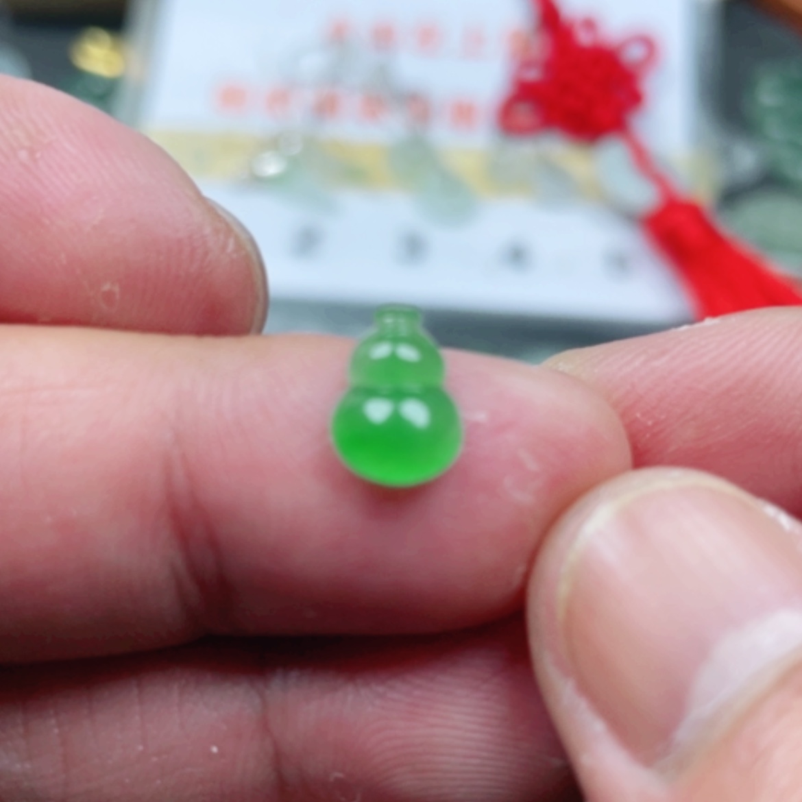 【闪购商品】翡翠颈饰未镶嵌翡翠