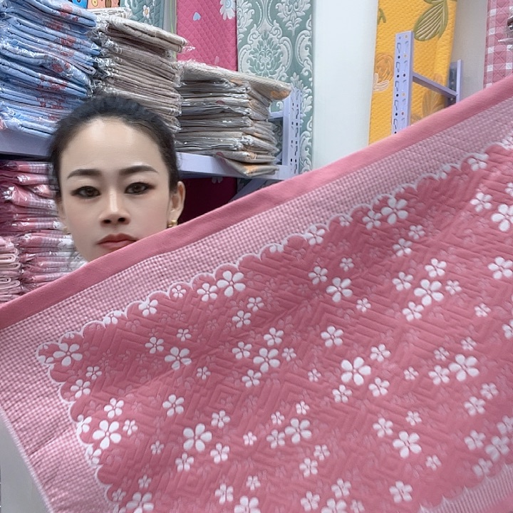 棉粉色雪花纯棉面料