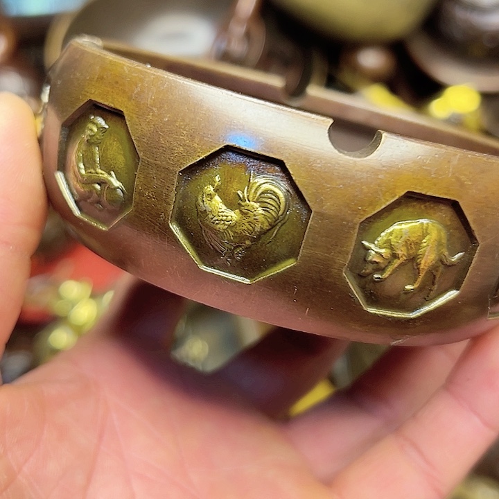 专属定制精美铜摆件