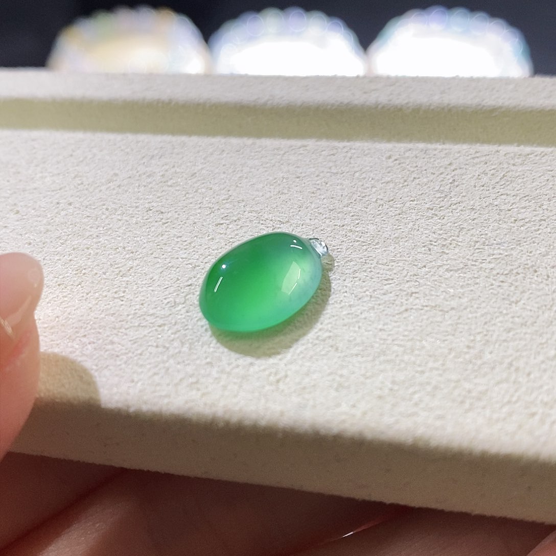 未镶嵌挂件翡翠福瓜