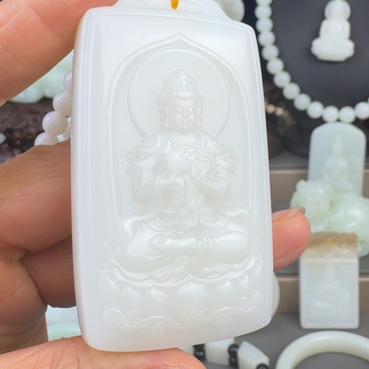 和田玉未镶嵌颈饰