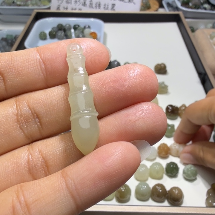 未镶嵌和田玉珠宝半成品