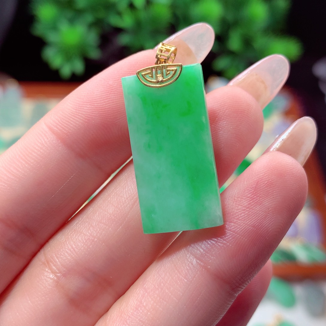 翡翠18K金镶嵌吊坠(不含链)