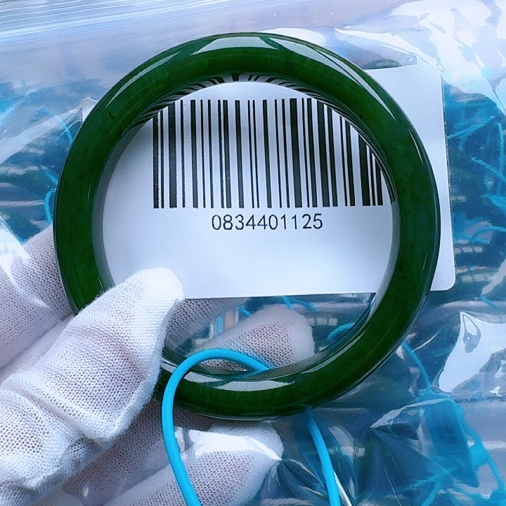 和田玉（碧玉）手镯未镶嵌微瑕6061