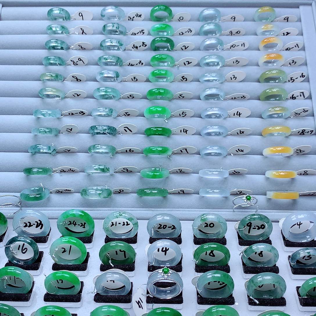 翡翠戒指未镶嵌缅甸