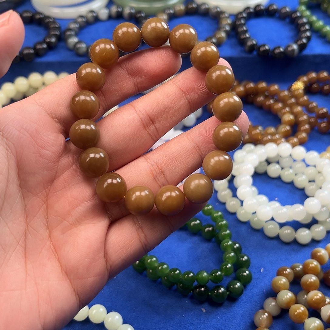 和田玉（糖玉）未镶嵌手链