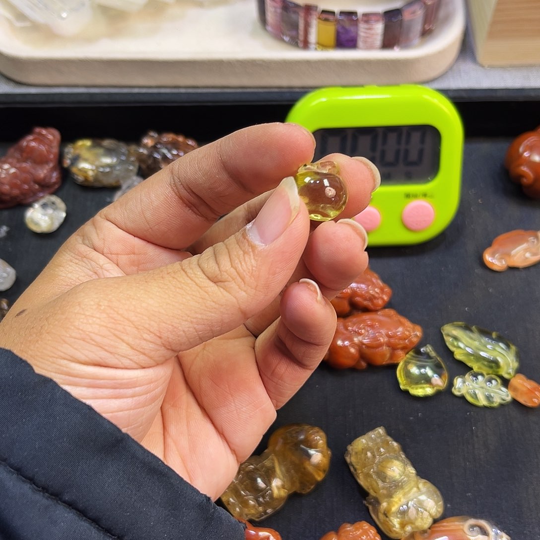 新***天未镶嵌颈饰水晶黄水晶