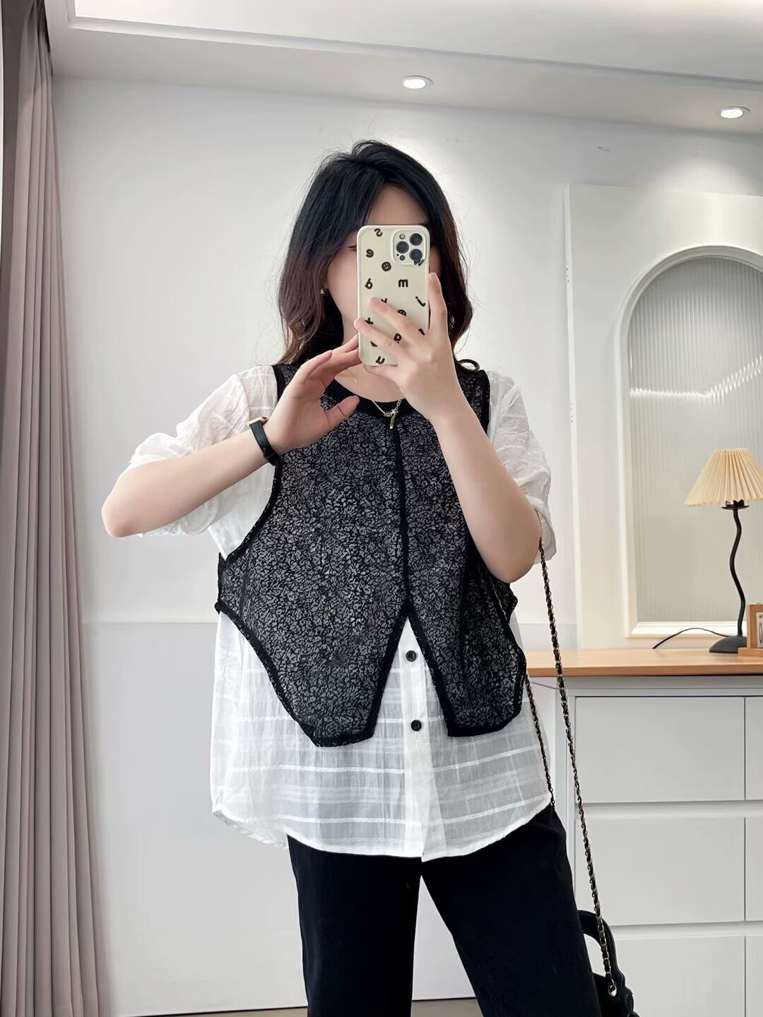 大码女装胖mm夏新款2025时尚短袖圆领假两件衬衫显瘦宽松别致上衣