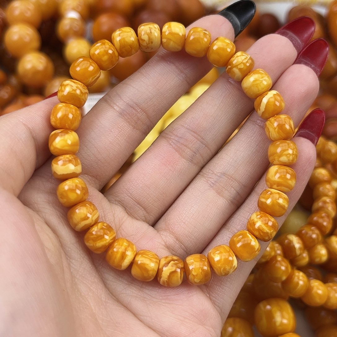 琥珀颈饰未镶嵌蜜蜡