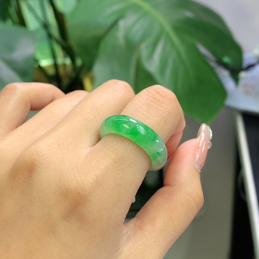【闪购商品】翡翠戒指未镶嵌14.15号