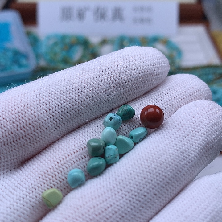 南红玛瑙未镶嵌珠宝奇石