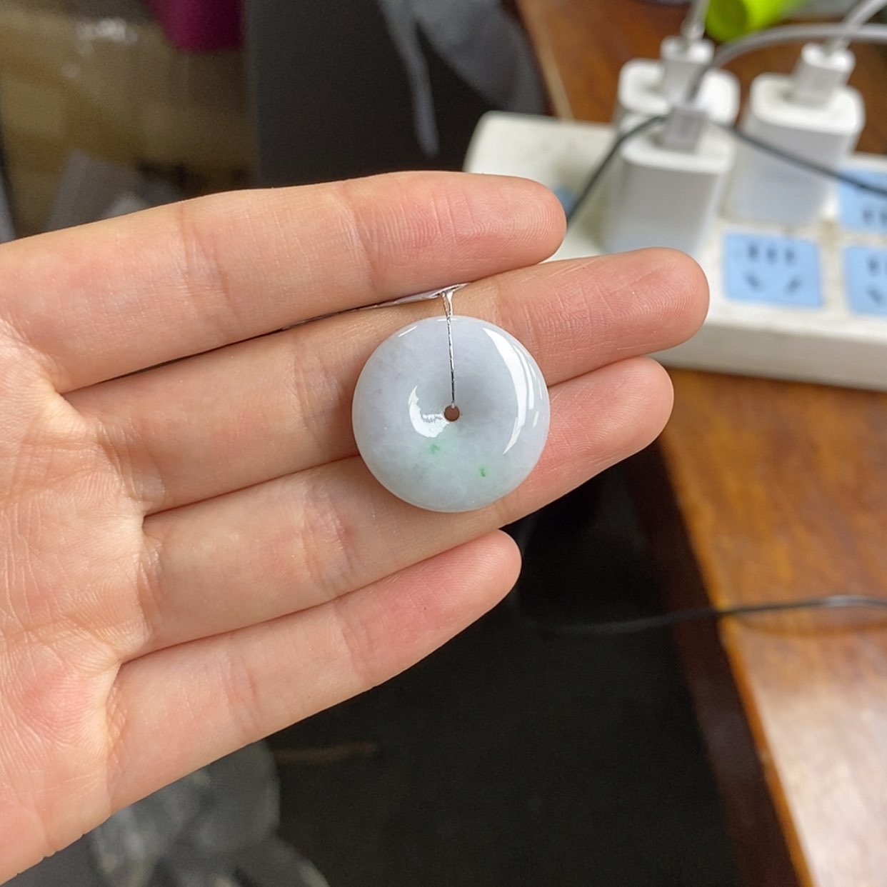【闪购商品】翡翠颈饰未镶嵌平安扣