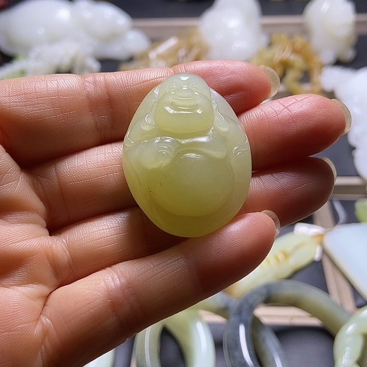 和田玉未镶嵌挂件