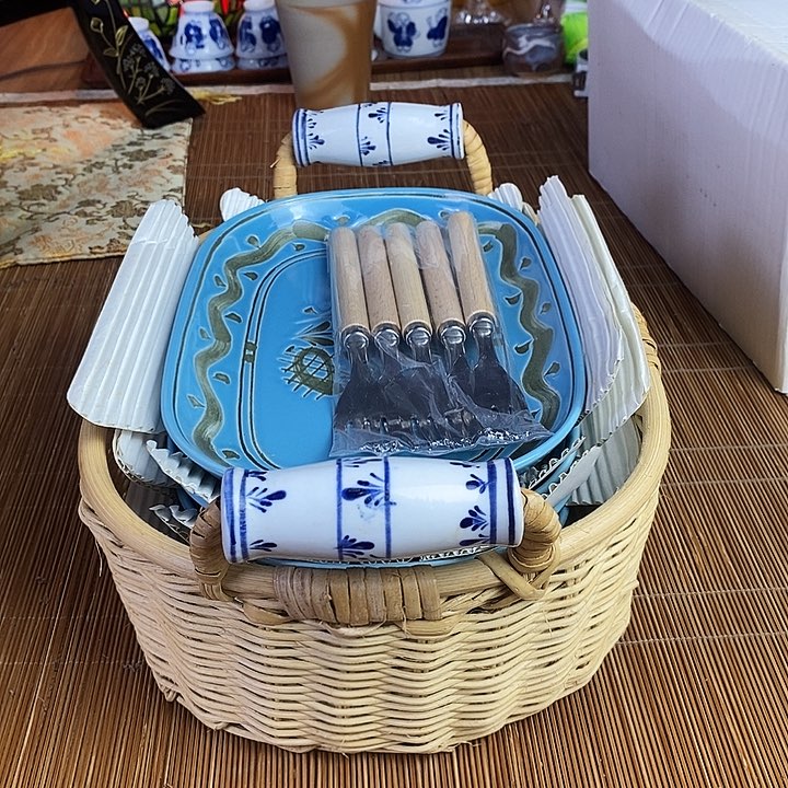 瓷器木器铜铁器木粉花瓶