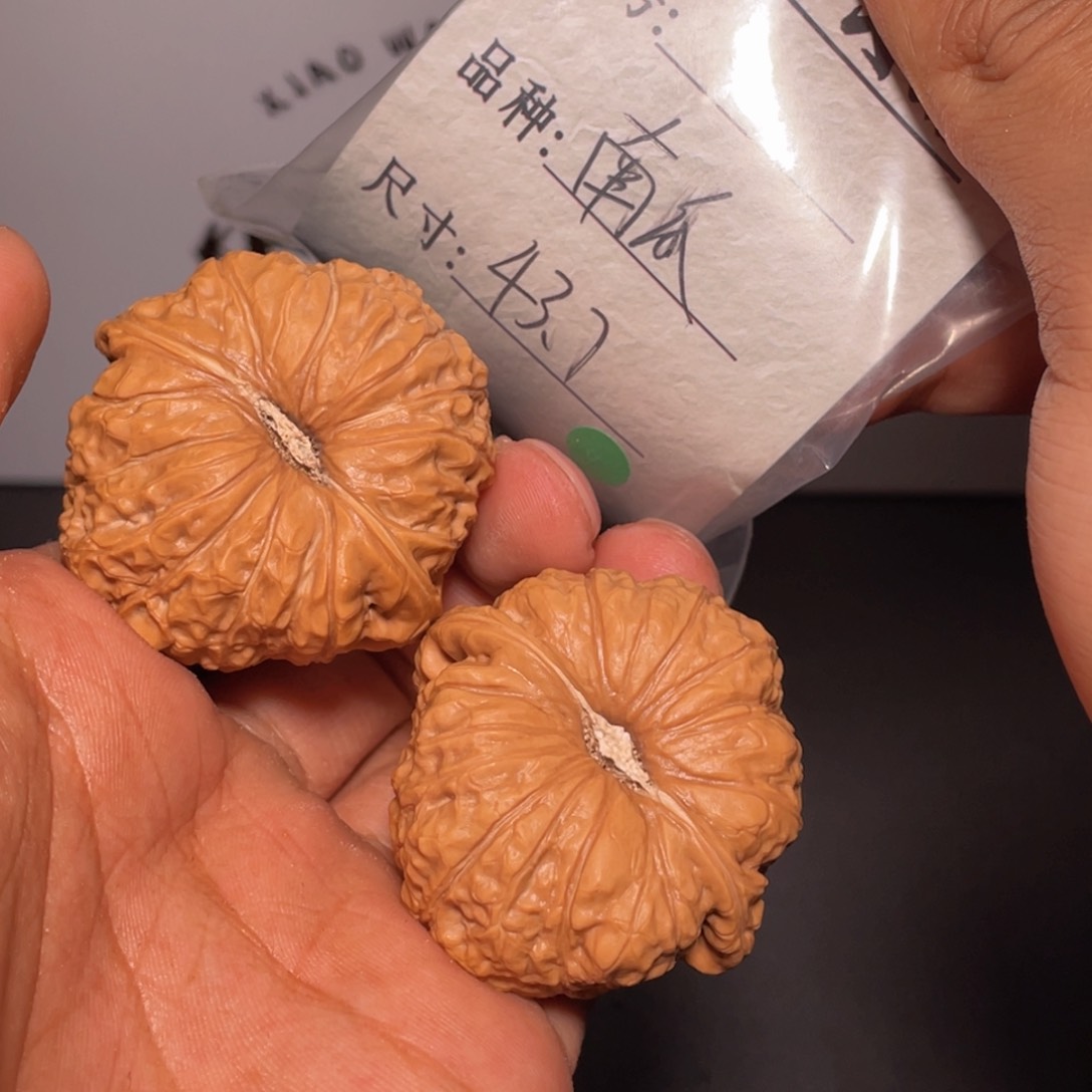文玩核桃吊坠文玩核桃