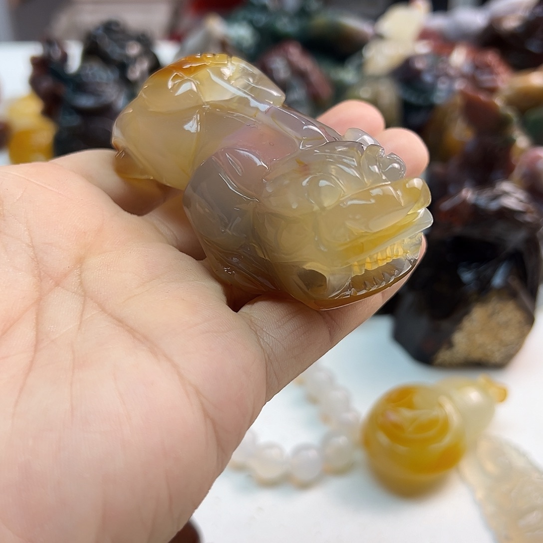 玛瑙/玉髓未镶嵌颈饰