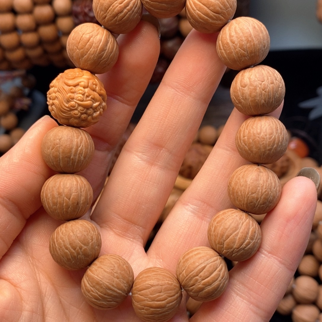 猴头核桃吊坠猴头手串14聚宝盆