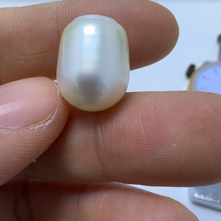 D***达未镶嵌海水珍珠颈饰