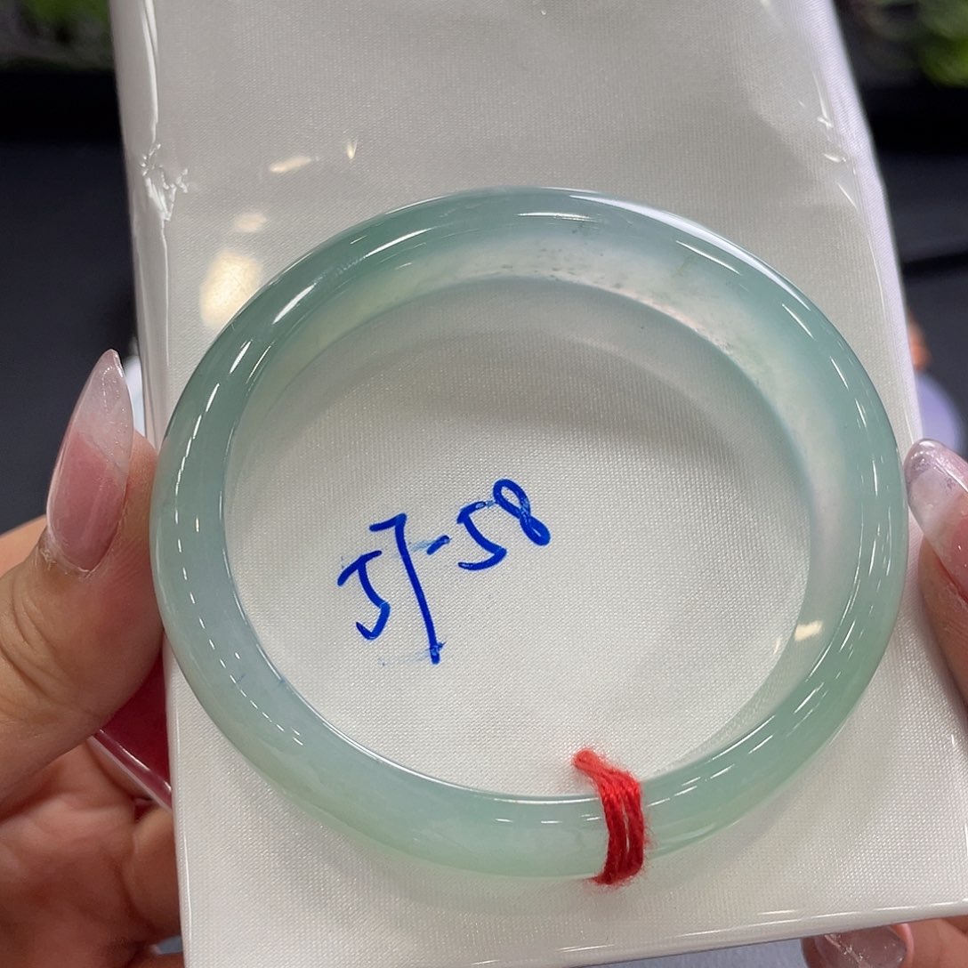 翡翠手镯未镶嵌19号