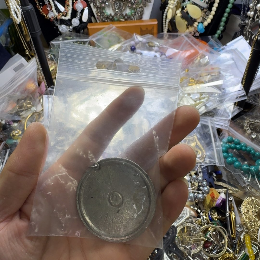 朱***娜花岗石纯铜锡合金纯铜