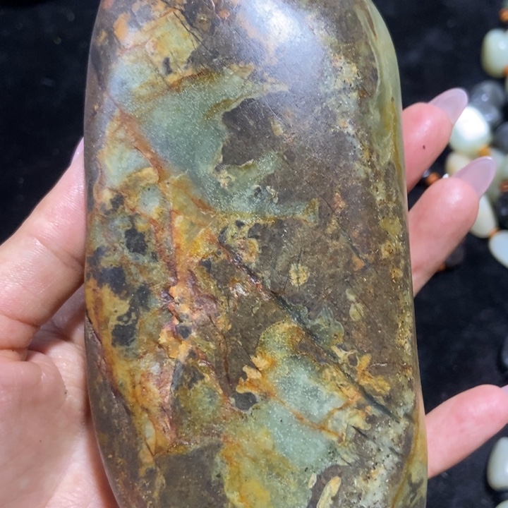 旅***游和田玉未镶嵌挂件