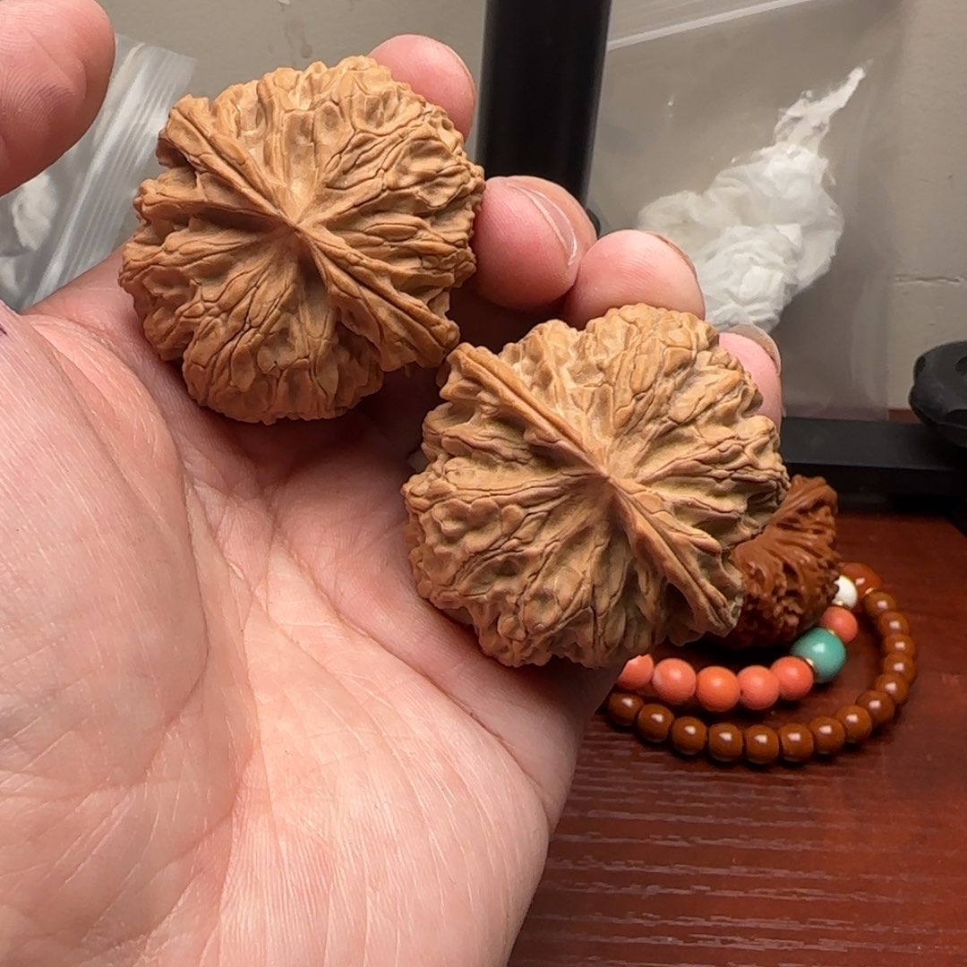 文玩核桃把件苹果