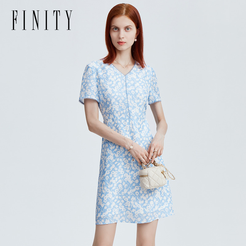 【专属】FINITY 新款桑蚕丝印花拼接蓝色修身裙子 F21W4A38L3