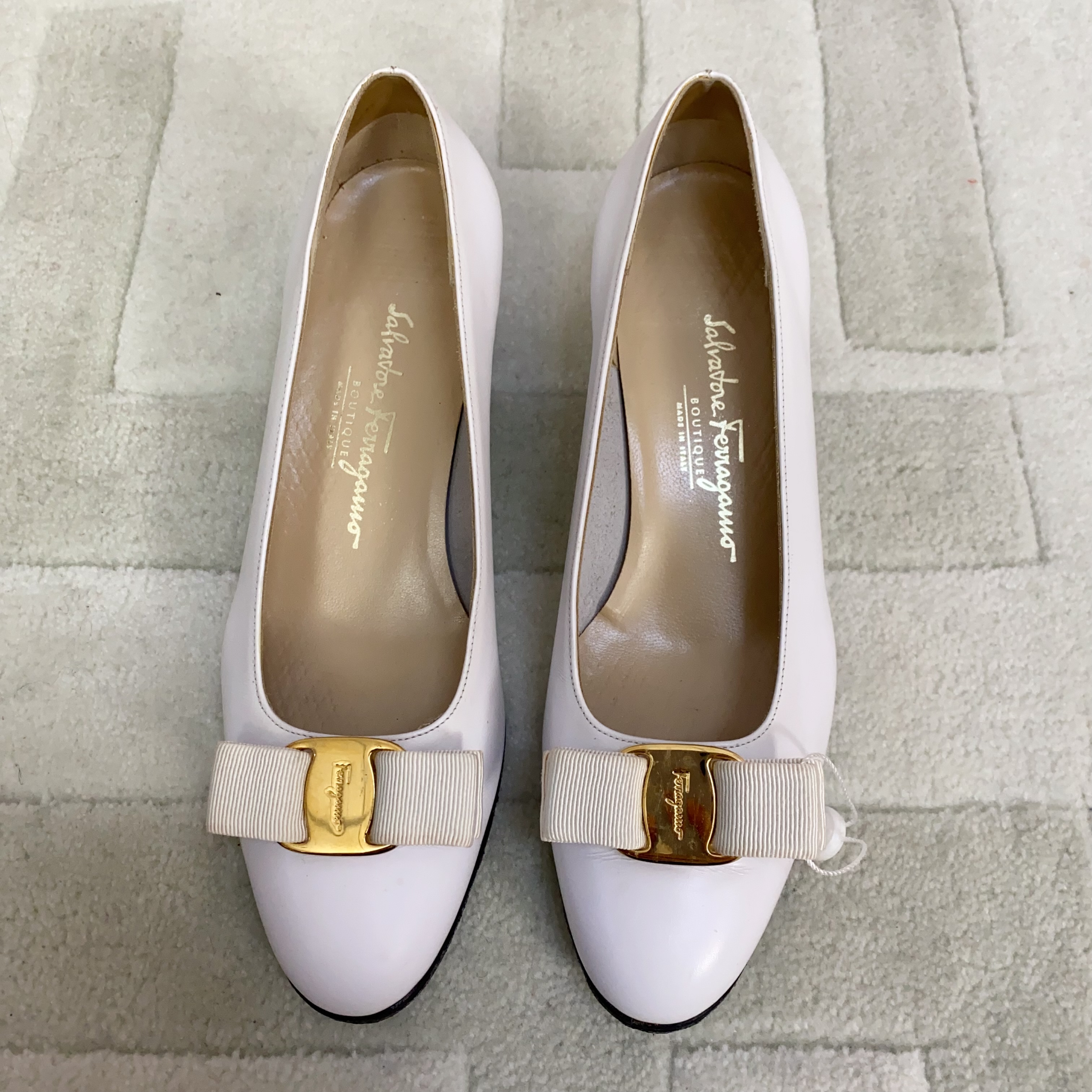 95新 FERRAGAMO/菲拉格慕 麦殿/鞋子6.5码白色/240130ZMPYW06