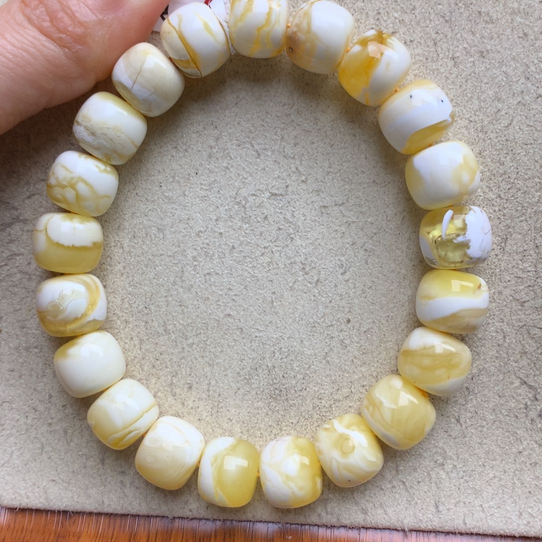 蜜蜡珠宝奇石未镶嵌18