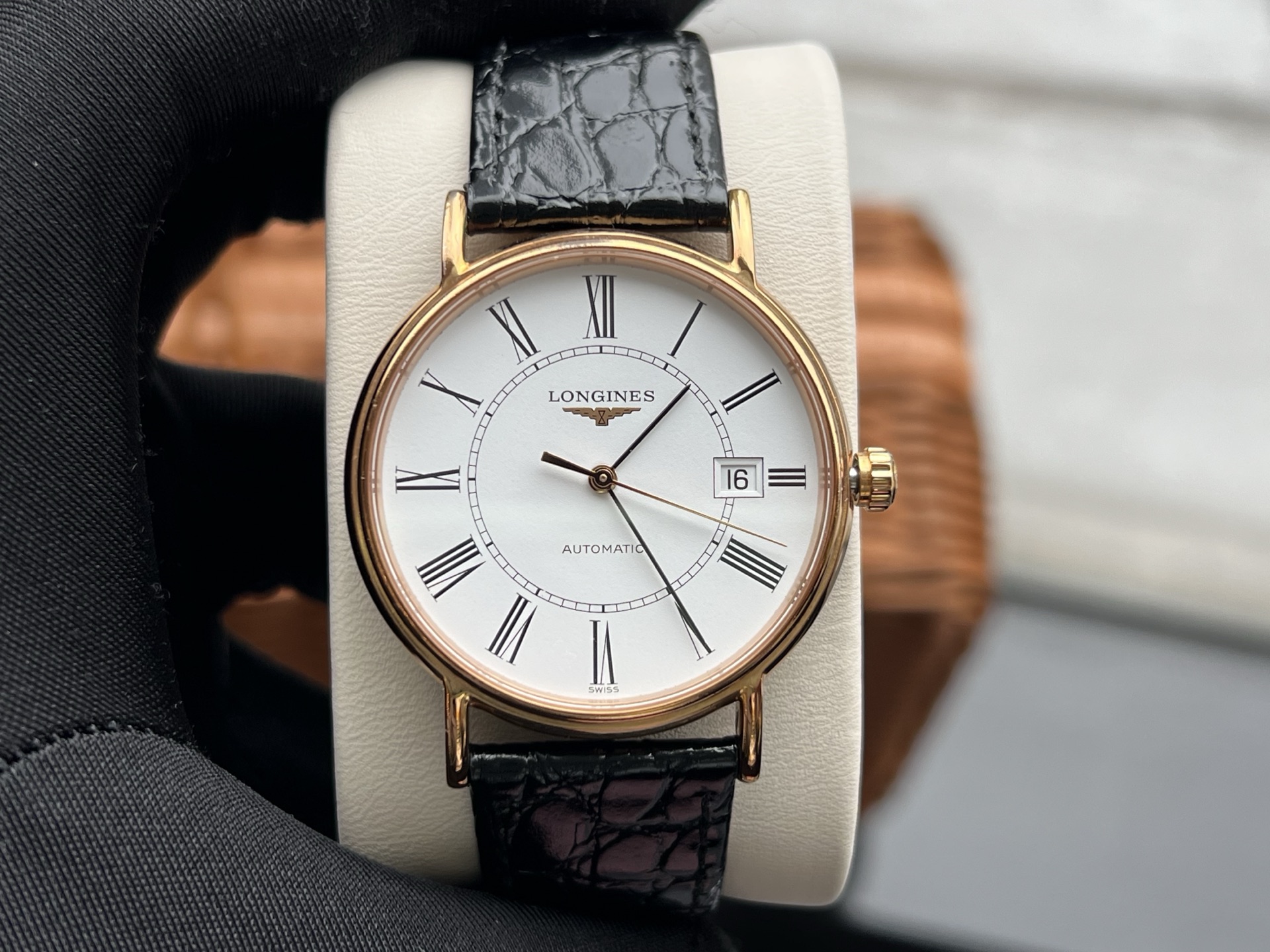 99新 Longines/浪琴 瑰丽系列自动男表L4.921.4.11.2表径38.5