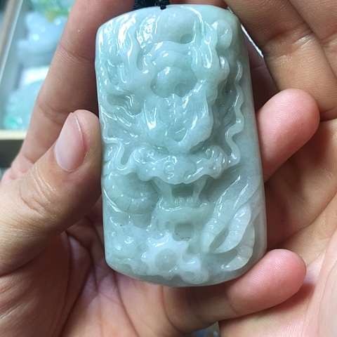 翡翠未镶嵌颈饰天然缅甸翡翠a货