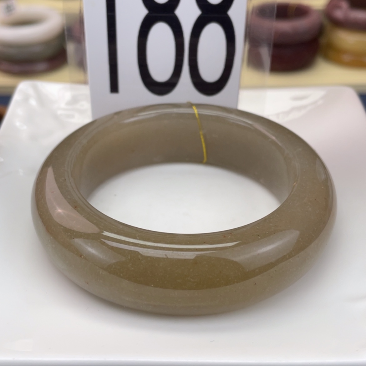 【闪购商品】石英质玉手镯未镶嵌