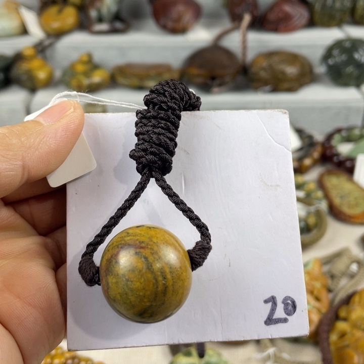 岫岩河磨玉（透闪石质玉）未镶嵌珠宝奇石