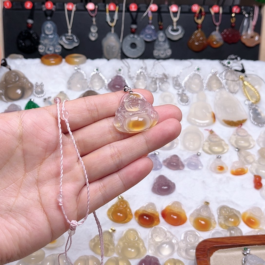 玛瑙/玉髓未镶嵌颈饰R****•