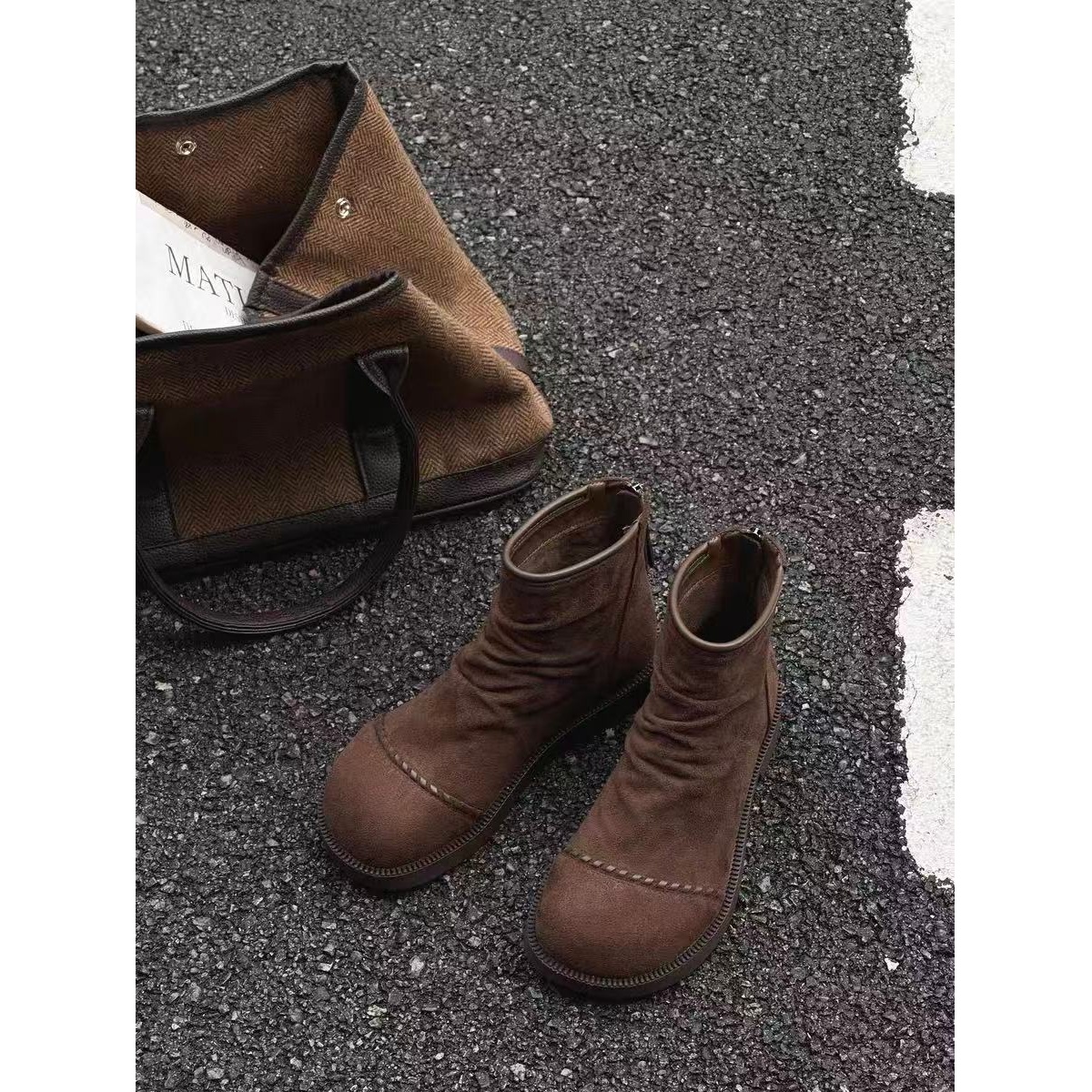 厚底时装靴女新款复古显瘦套筒马丁靴短靴5115-51（不加绒）