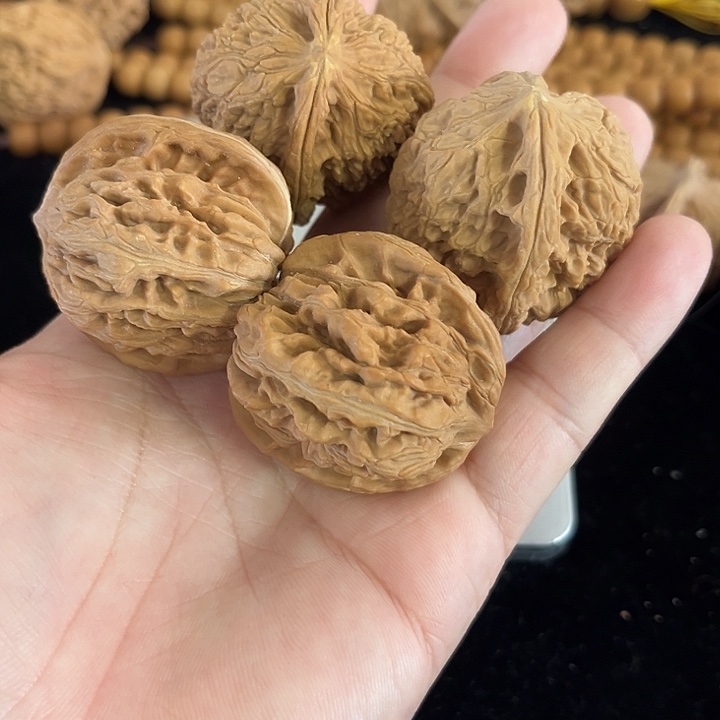 把件文玩核桃38微瑕南疆➕39泛油四座楼，开播福利二